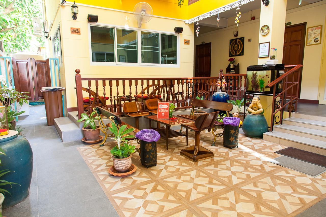 Zen Rooms Samsen 3 Bangkok Kültér fotó
